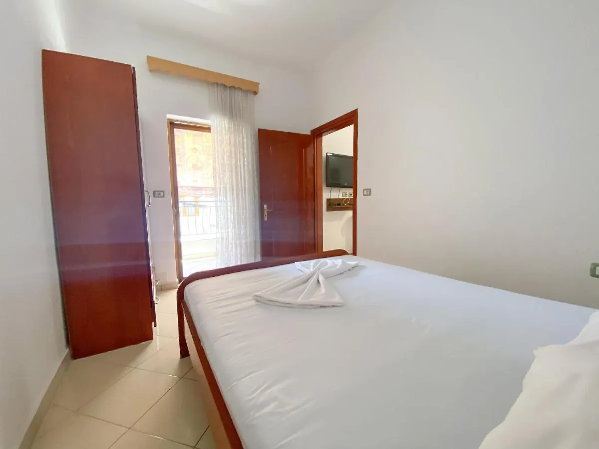 Mikel'S House Apartment Sarande