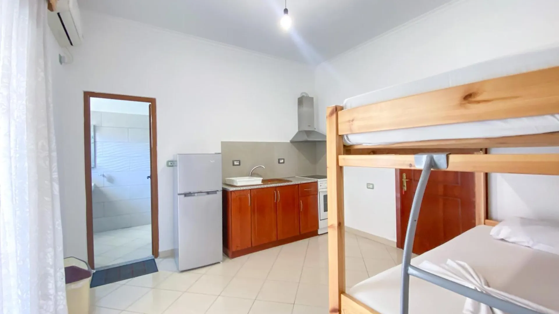 Mikel'S House Apartment Sarande Albania