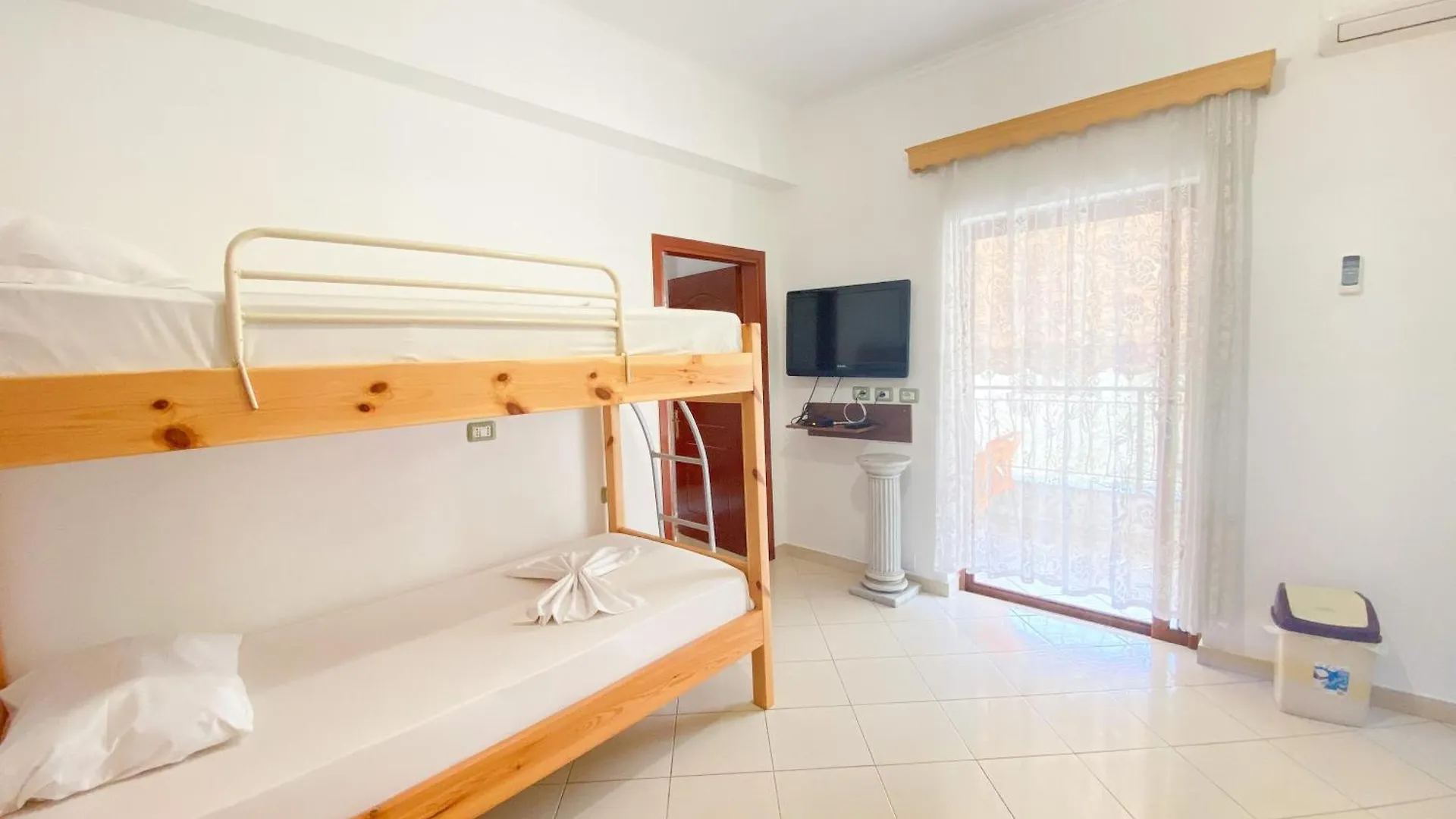 Mikel'S House Apartment Sarande